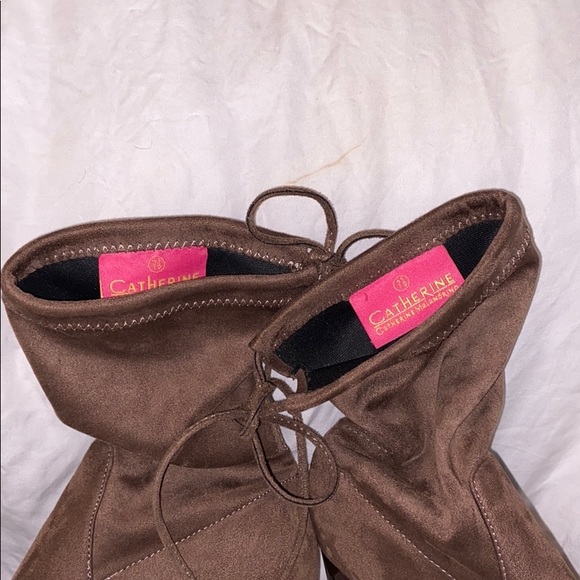 7 1/2 Catherine Catherine Malandrino suede boots - Picture 4 of 8